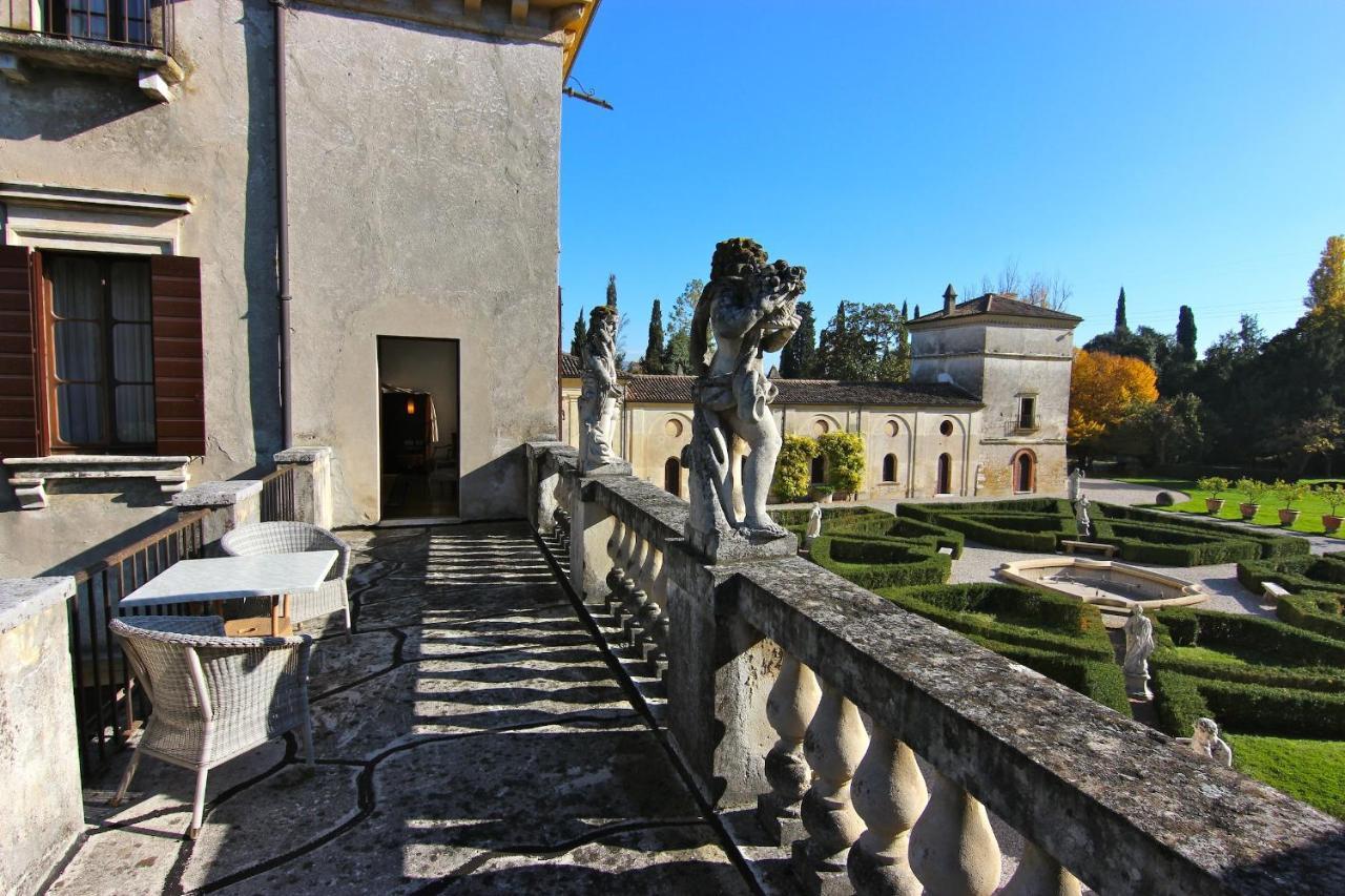 Hotel Villa Giona San Pietro in Cariano Exterior photo